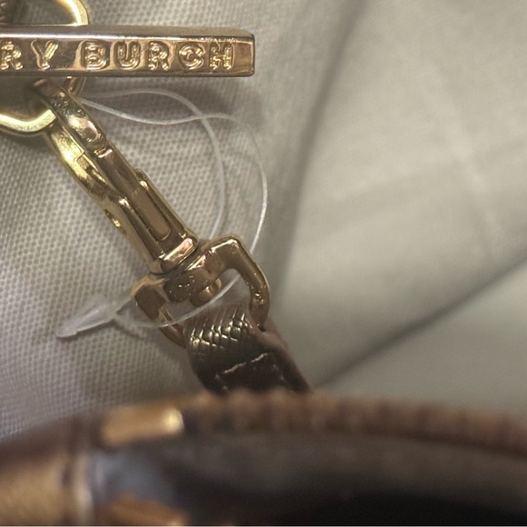 Tory Burch Robinson Patent Leather Large SatchelTote Bag In Gold - Picture 6 of 16